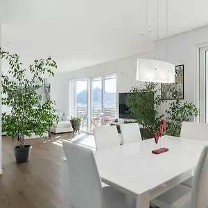  Appartamento Luxury Lake View &