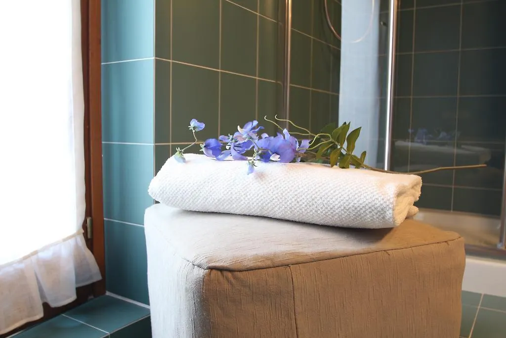 Snug Nest Apartment Como